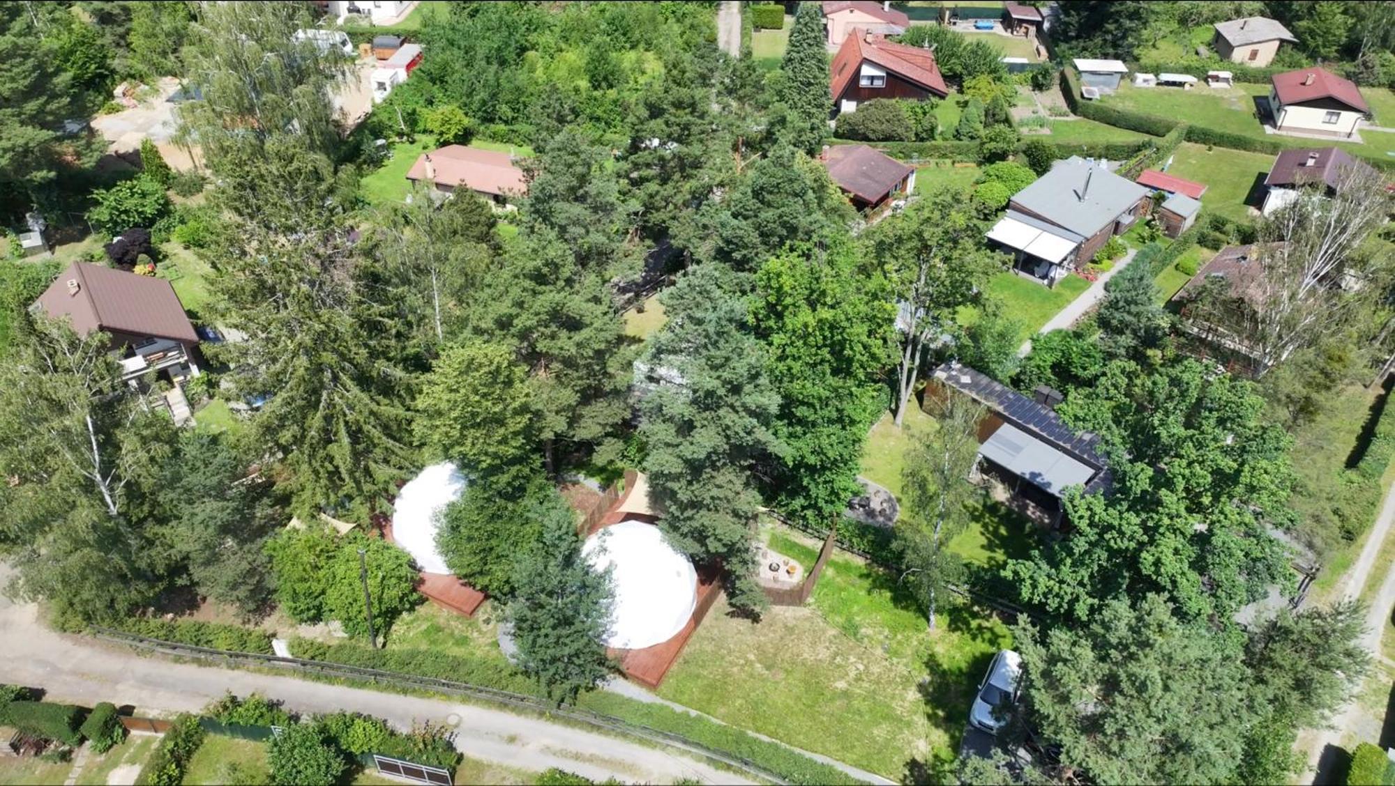 Hotel Tiche Misto Glamping Slapy  Exteriér fotografie